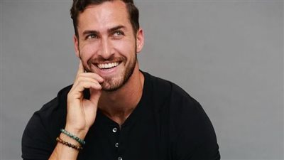 خفايا بقلم فاطمة علي محمد